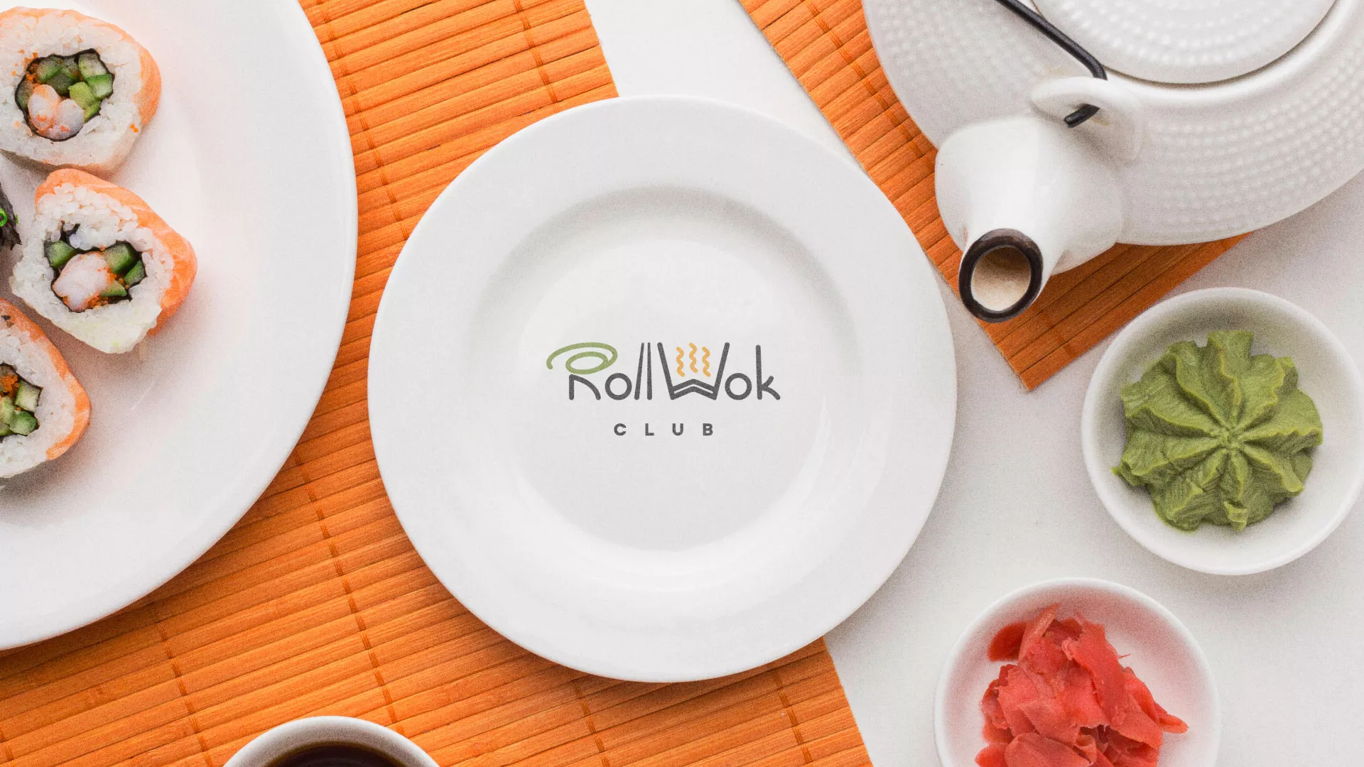 Разработка логотипа и фирменного стиля в Ковдоре для суши-бара «Roll Wok Club» Разработка логотипа и фирменного стиля в Ковдоре для суши-бара «Roll Wok Club»
